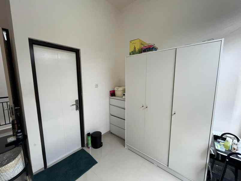 dijual rumah jatihandap