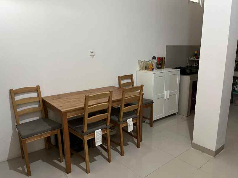 dijual rumah jatihandap