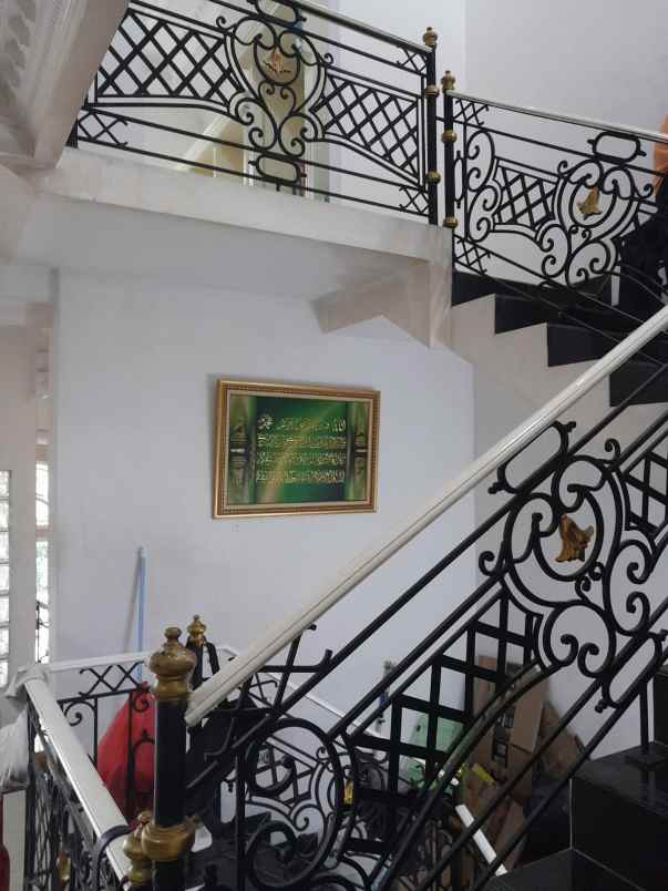 dijual rumah jatinegara jakarta timur