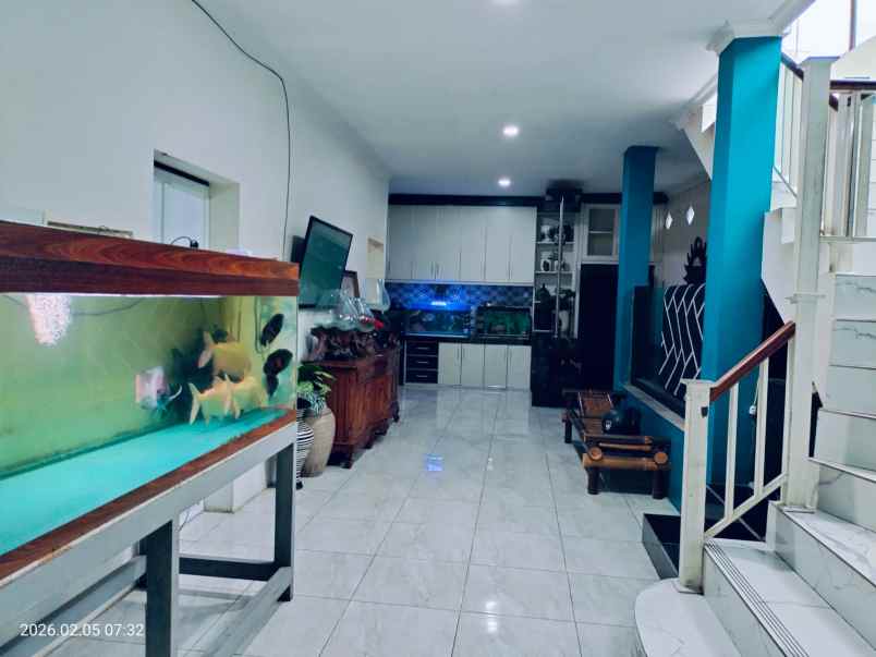 dijual rumah jatingaleh