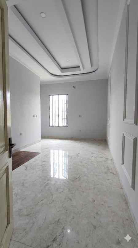 dijual rumah jatipadang raya