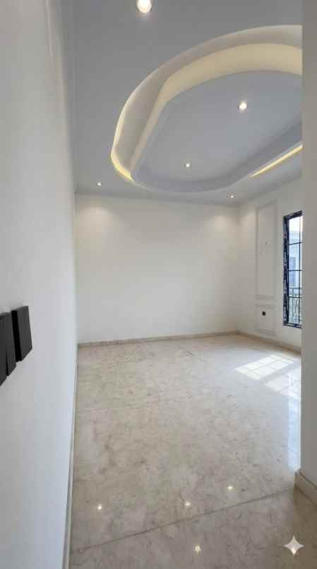 dijual rumah jatipadang raya