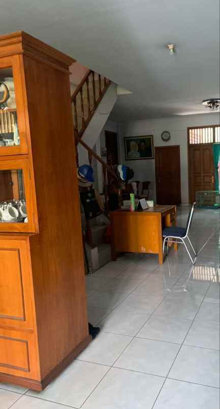 dijual rumah jk215