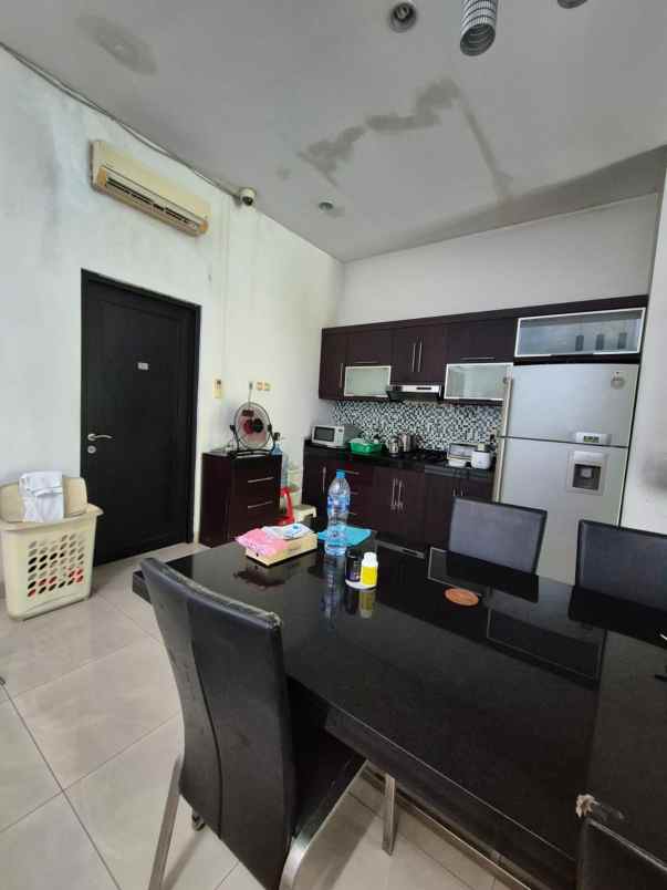 dijual rumah jl arteri kelapa gading