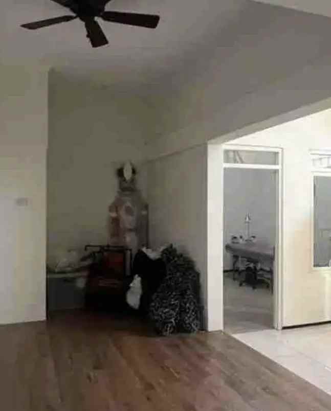 dijual rumah jl baruk barat kedung