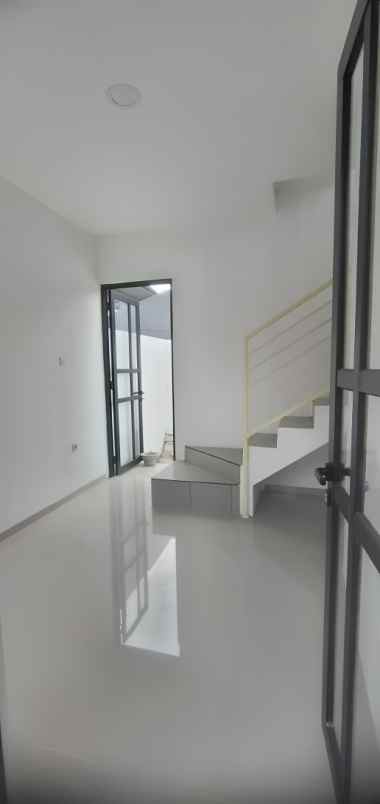 dijual rumah jl bawang