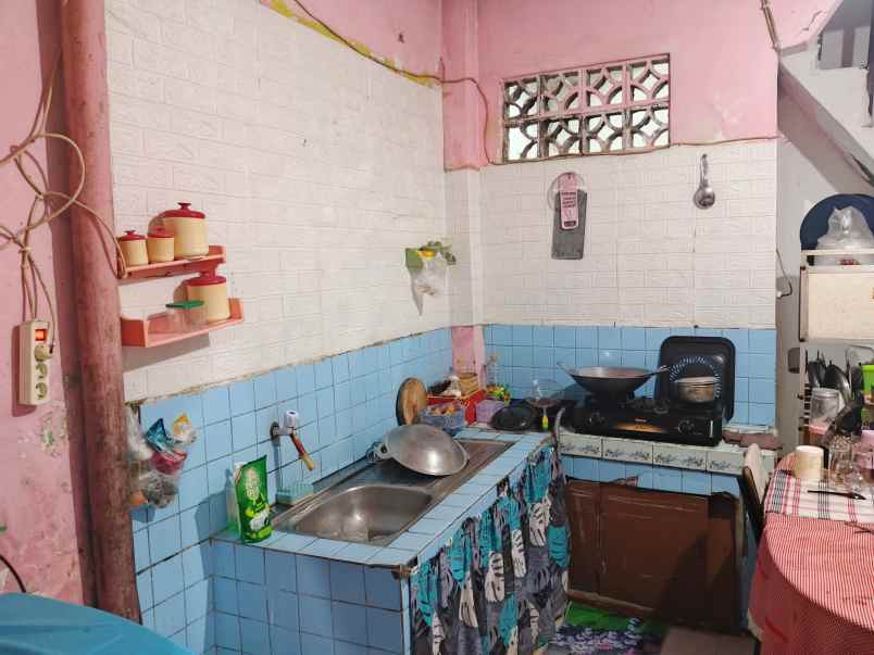 dijual rumah jl dahlia 2 no 14 rt 06 rw