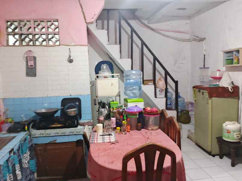 dijual rumah jl dahlia 2 no 14 rt 06 rw
