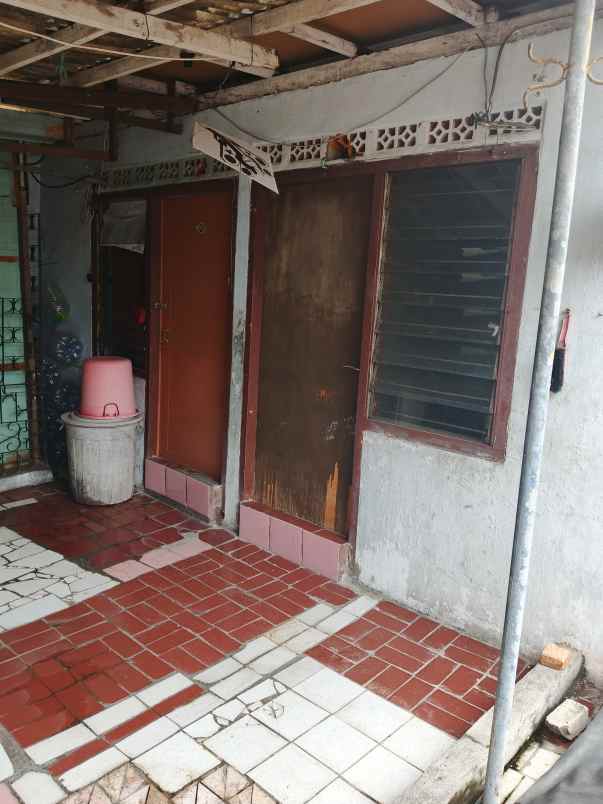 dijual rumah jl dahlia 2 no 14 rt 06 rw