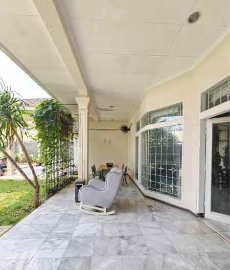 dijual rumah jl damai