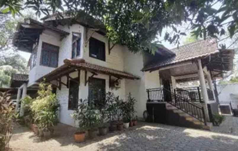 dijual rumah jl deplu adam malik cipadu