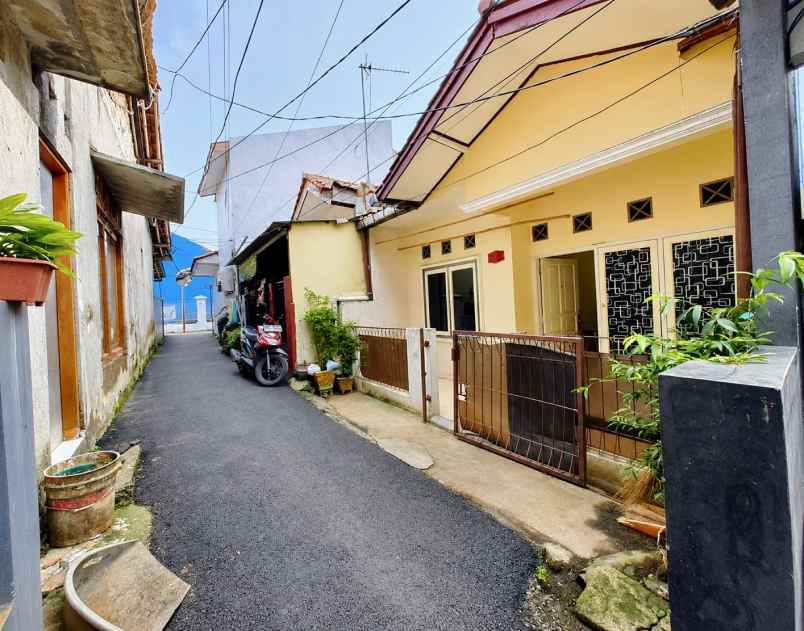 dijual rumah jl kahfi 1 gg jambu 2 rt