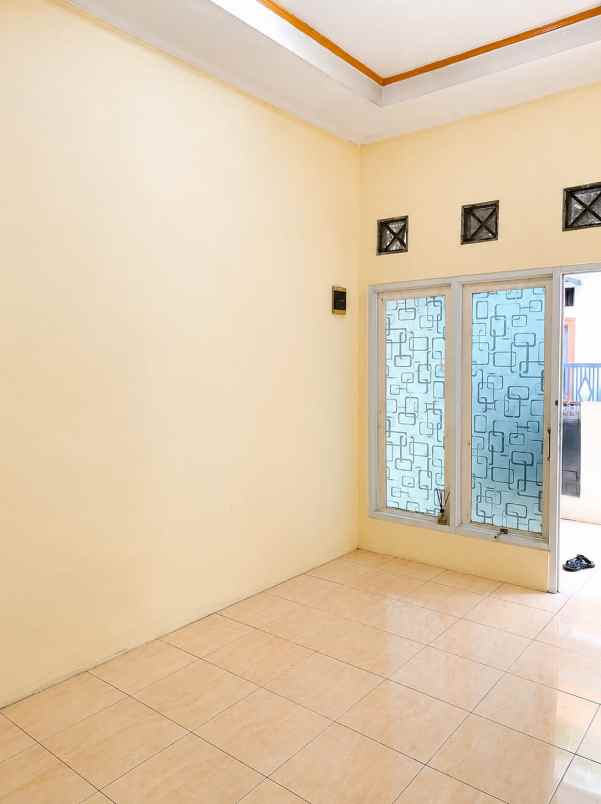 dijual rumah jl kahfi 1 gg jambu 2 rt