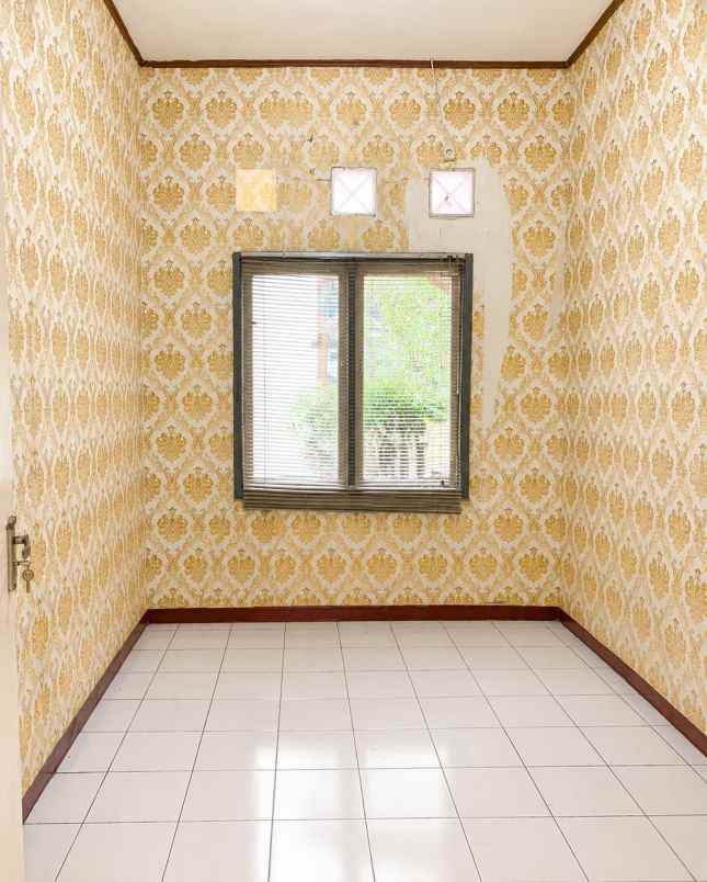 dijual rumah jl kahfi 1 gg jambu 2 rt