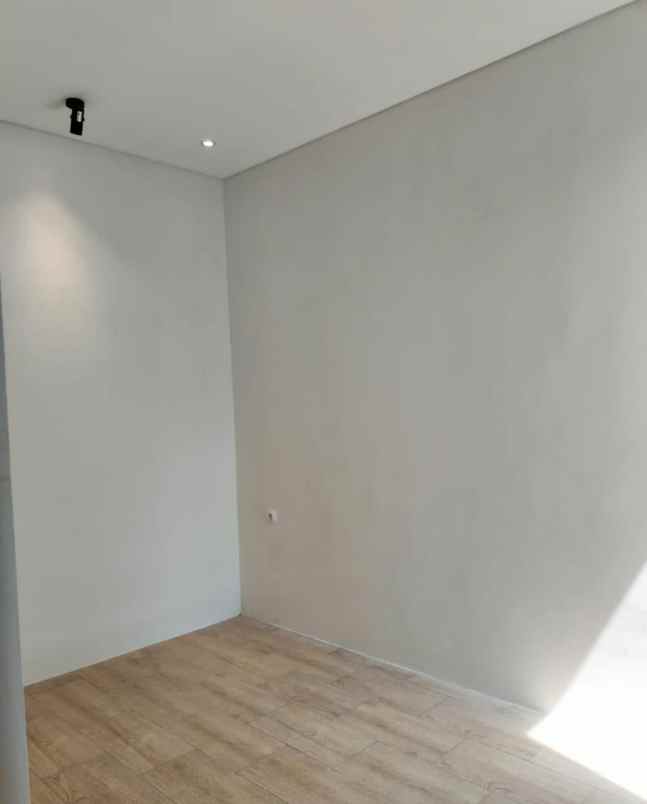 dijual rumah jl kaliurang km 11