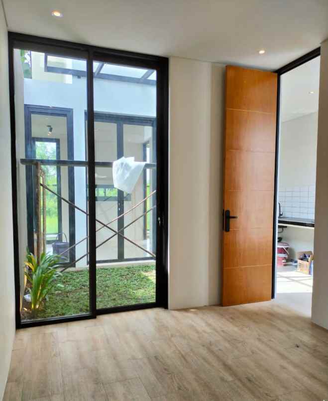 dijual rumah jl kaliurang km 11