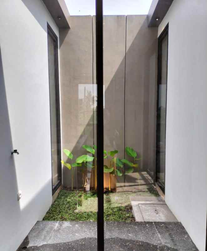 dijual rumah jl kaliurang km 11