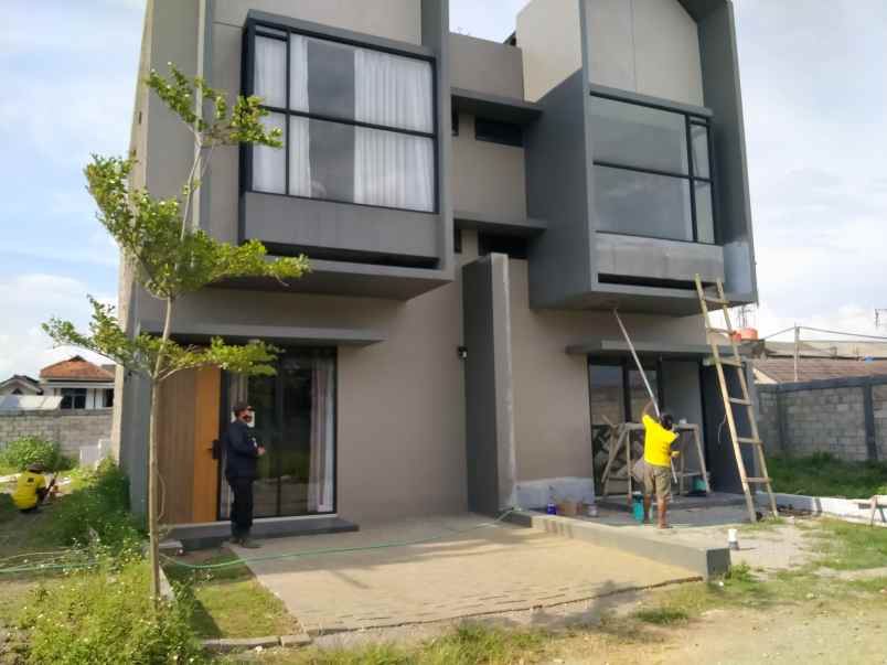 dijual rumah jl kopo sayati margahayu