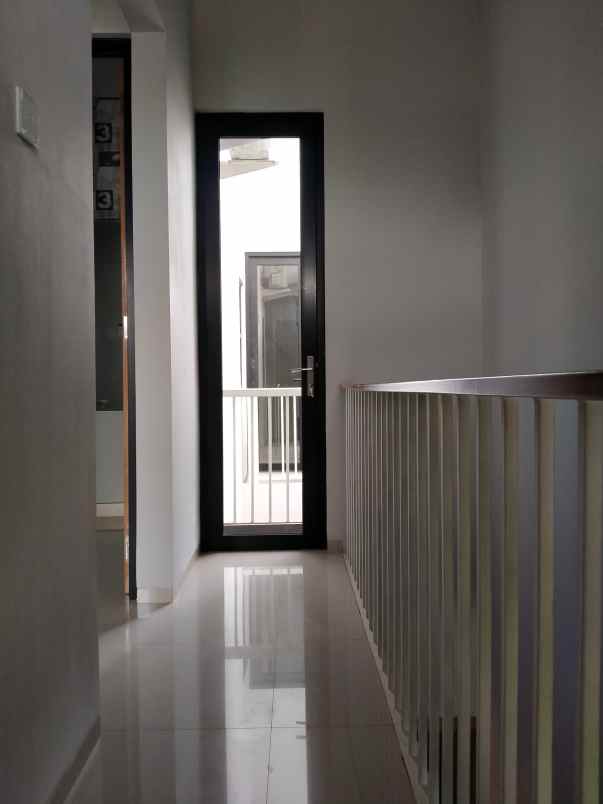 dijual rumah jl kopo sayati margahayu