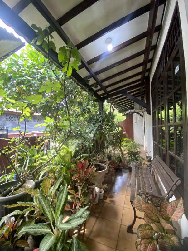 dijual rumah jl krakatau blok a5 no 4