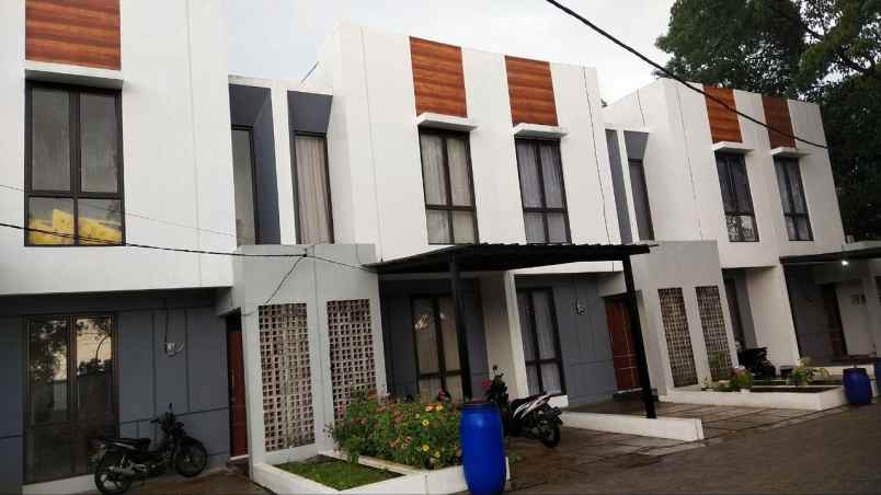 dijual rumah jl mandor demong mustikasari
