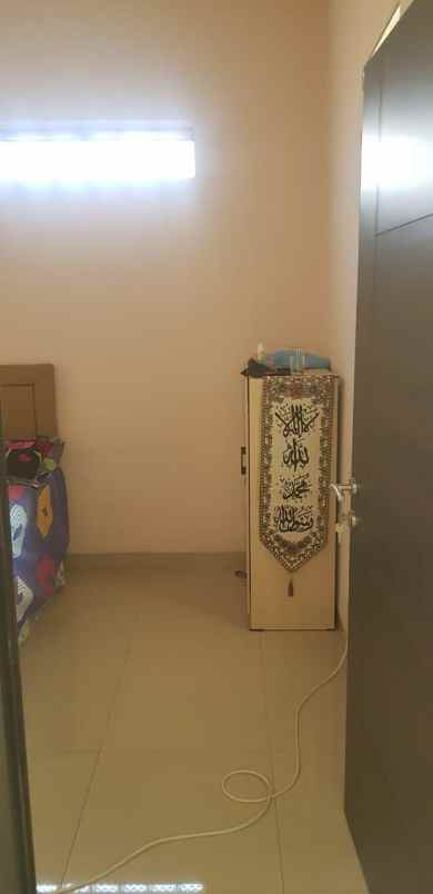 dijual rumah jl merkuri tata surya