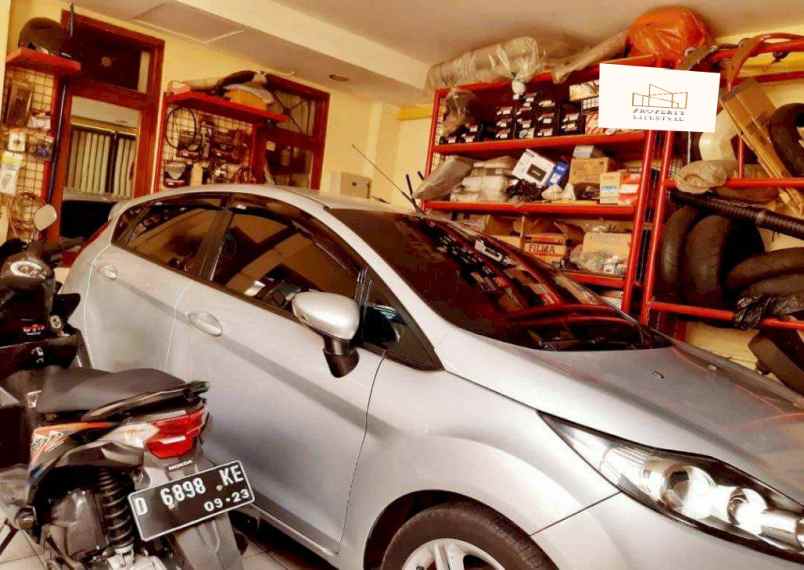 dijual rumah jl pasirkaliki ip