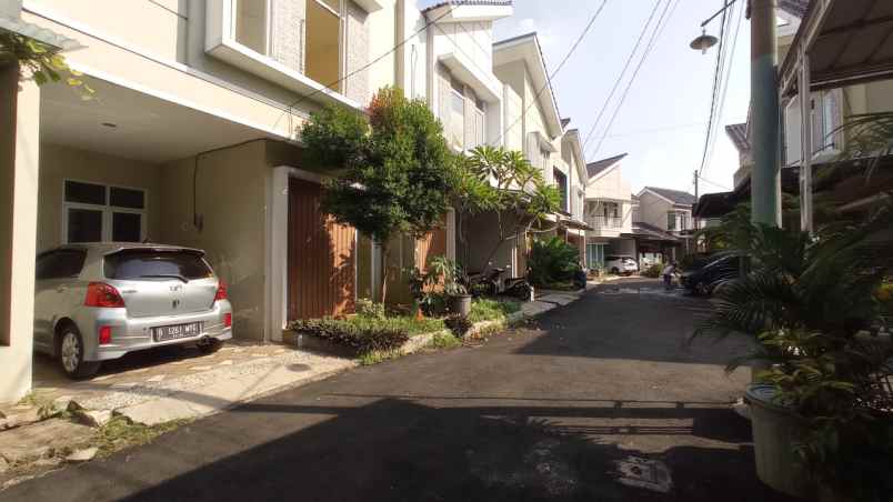 dijual rumah jl ps kranggan