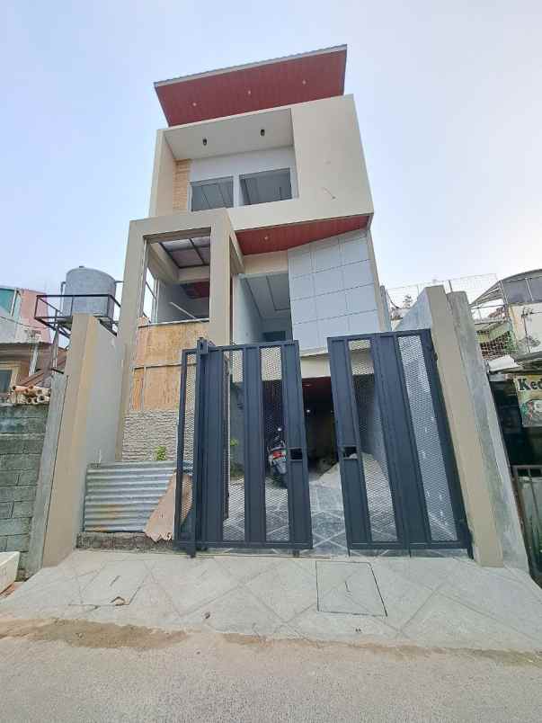 dijual rumah jl rawamangun jakarta timur