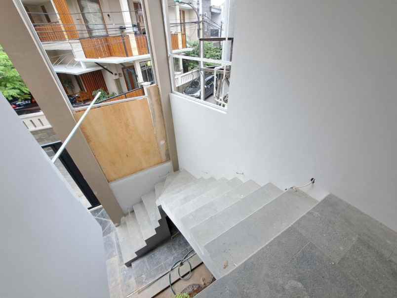 dijual rumah jl rawamangun jakarta timur