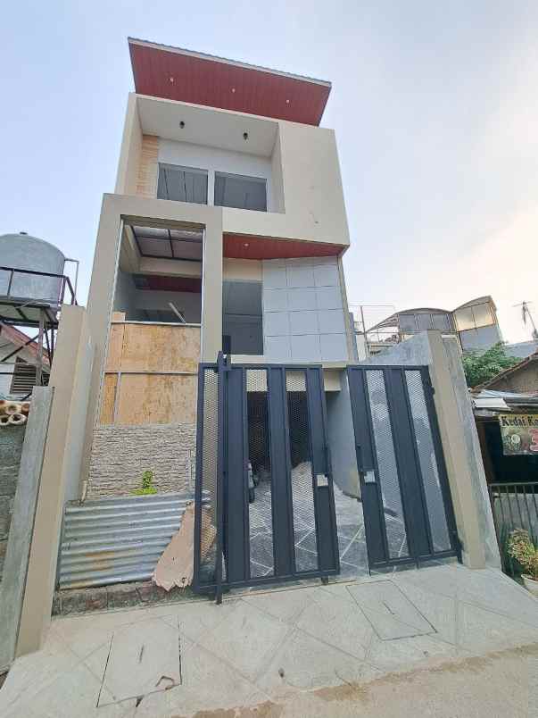 dijual rumah jl rawamangun jakarta timur