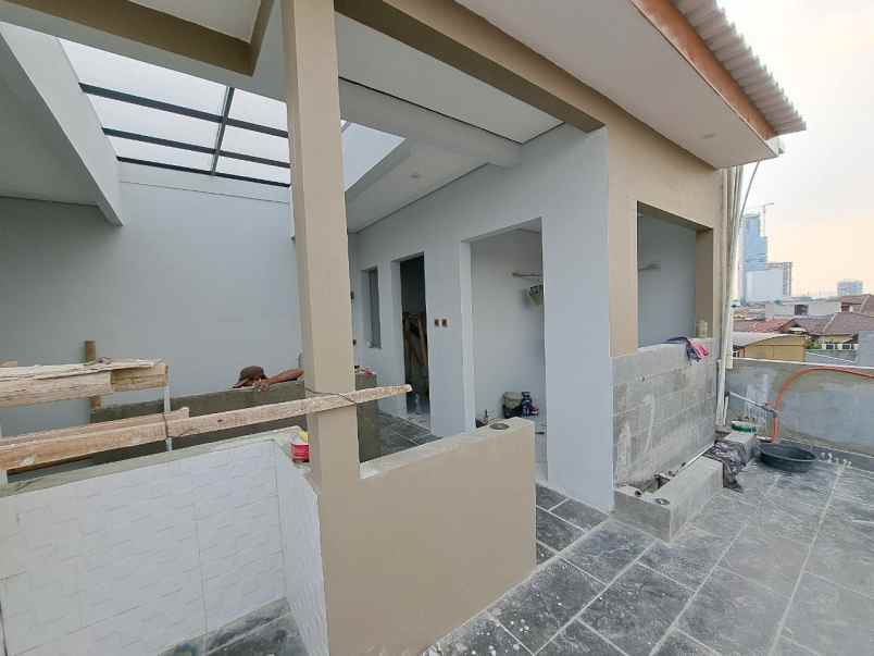 dijual rumah jl rawamangun jakarta timur