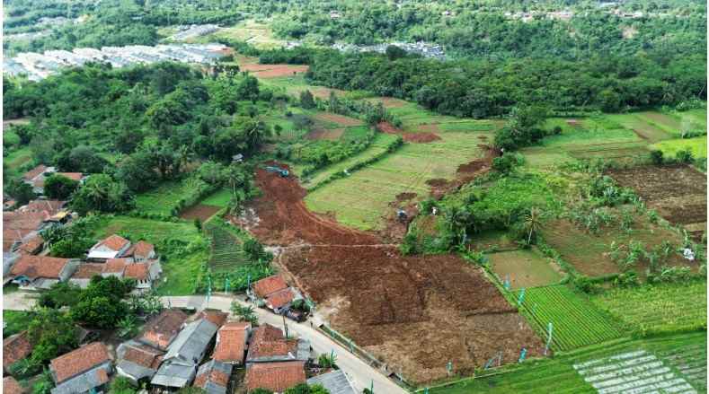 dijual rumah jl raya ciseeng kabupaten