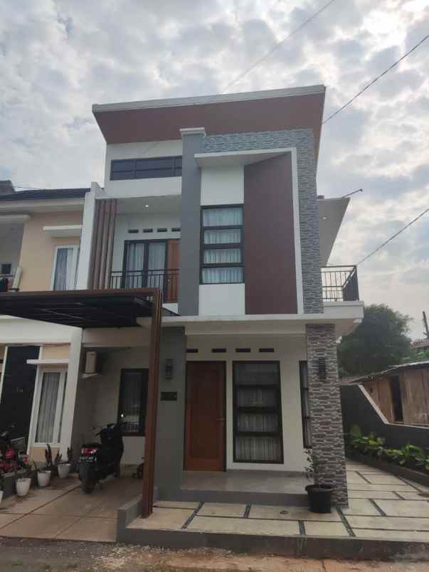 dijual rumah jl raya pengasinan