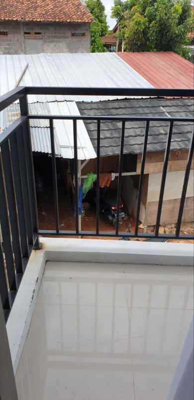 dijual rumah jl raya pengasinan