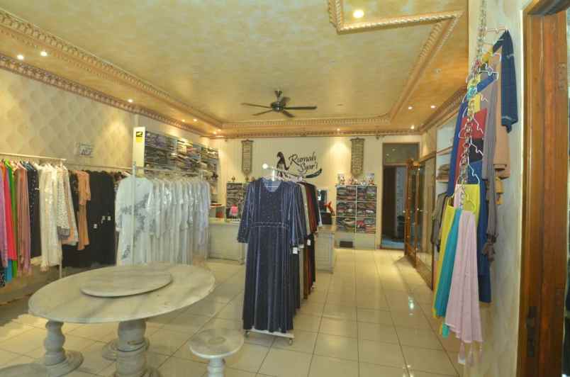 dijual rumah jl raya sawangan pancoran