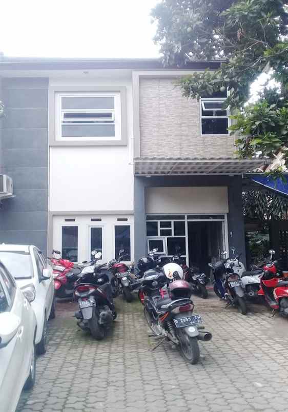dijual rumah jl sekelimus utara no 23