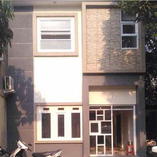 dijual rumah jl sekelimus utara no 23