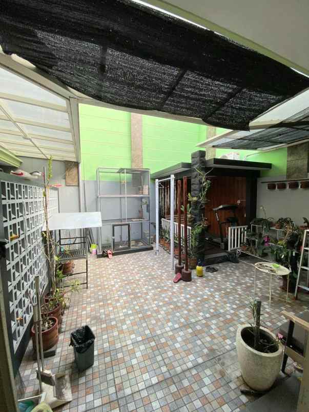 dijual rumah jl sugriwo mangliawan