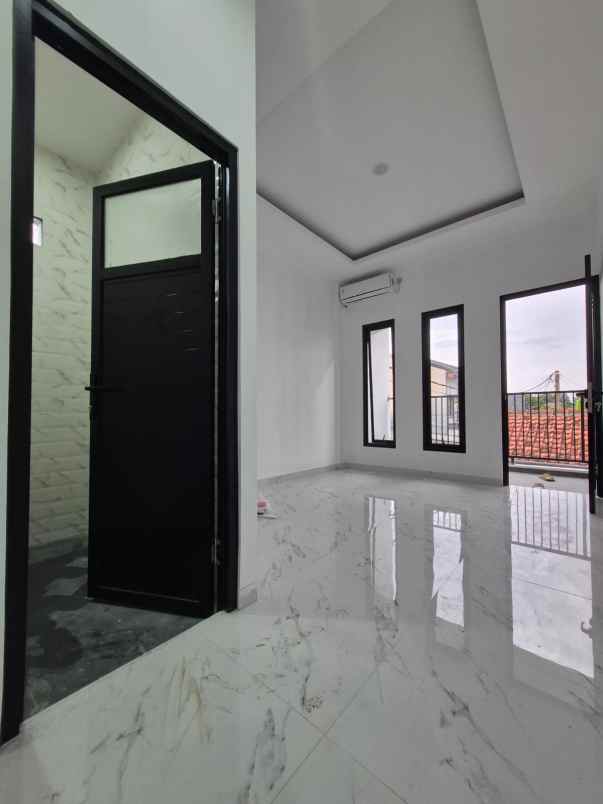 dijual rumah jl sumur bandung 1