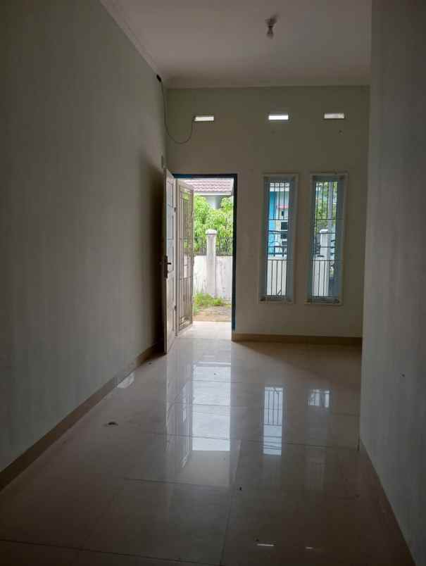 dijual rumah jl suntai