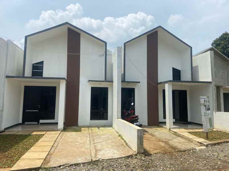 dijual rumah jl tpu karet cipayung