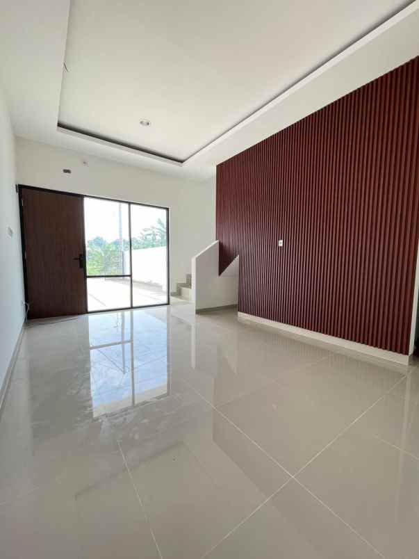 dijual rumah jl wibawa mukti jati asih