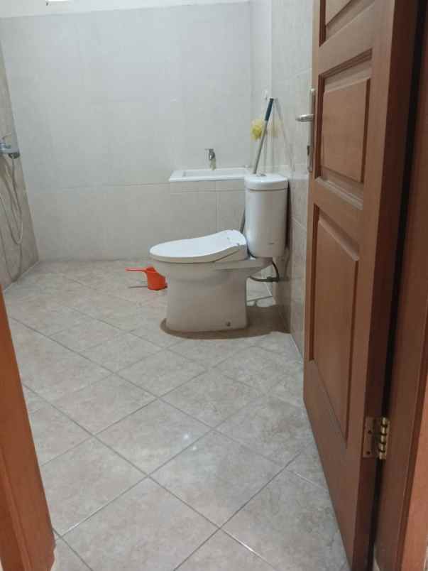 dijual rumah jln bintaro jaya sektor 2