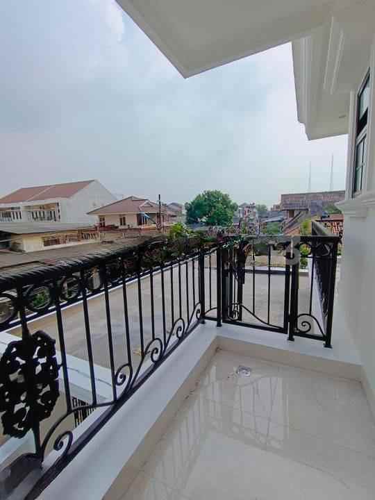 dijual rumah joglo
