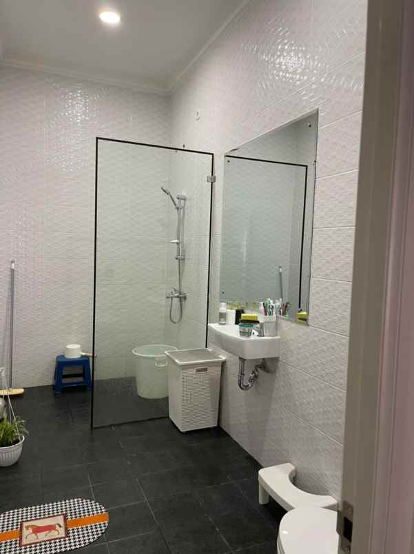 dijual rumah kalibaru cilodong depok