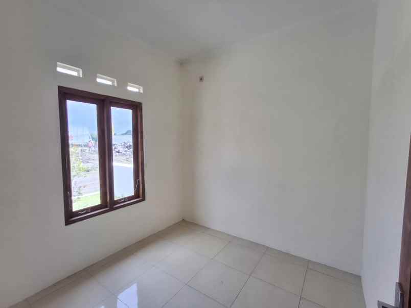 dijual rumah kalikotes klaten