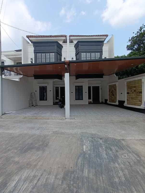 dijual rumah kalimulya 5 menit stasiun