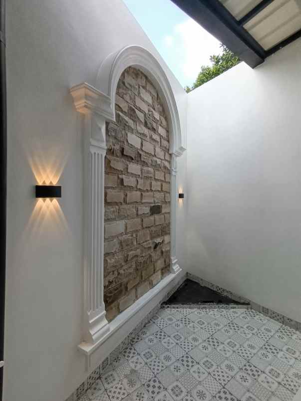 dijual rumah kalimulya 5 menit stasiun