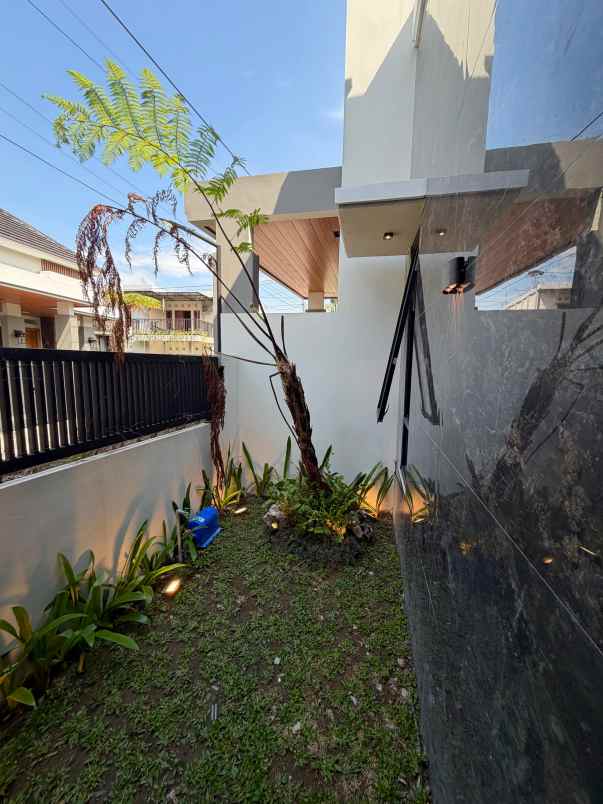 dijual rumah kaliurang km 12 5